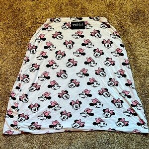 *EUC* Milk Snob Minnie Mouse nursing/ car seat cover